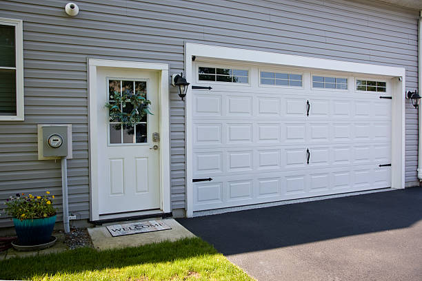 24/7 Emergency Garage Door Panel Replacement experts in Gettysburg, PA
